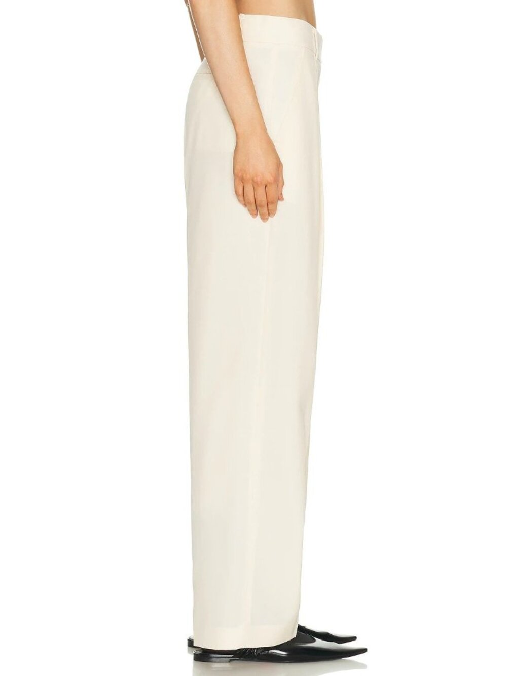 RENGGLI Tailored Trouser in Vanilla - Picture 3 of 4